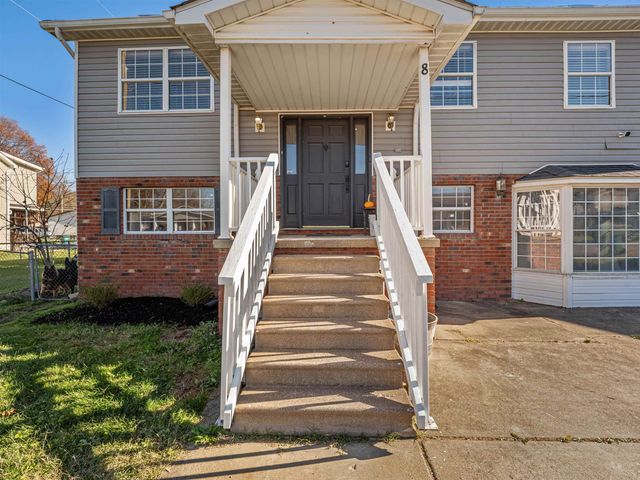 8 Cordoba Drive, Hurricane, WV 25526