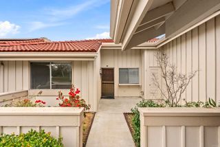 17463 Plaza Abierto 25, San Diego, CA 92128