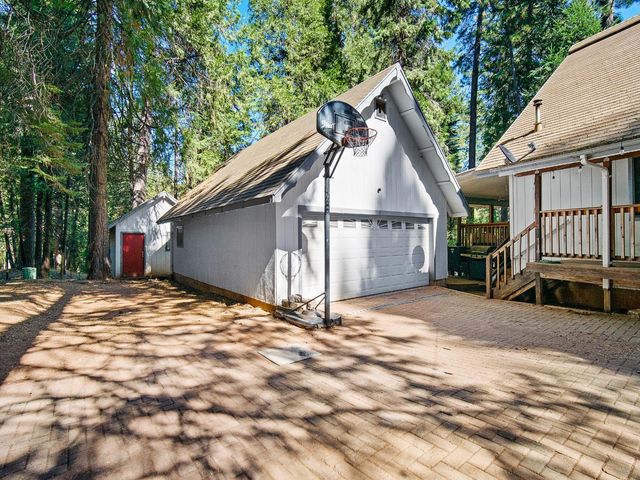 26877 Silver Dr, Pioneer, CA 95666