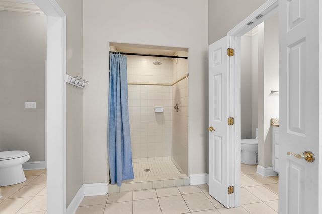 111 W Woodglen Road, Spartanburg, SC 29301