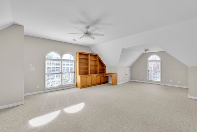 111 W Woodglen Road, Spartanburg, SC 29301