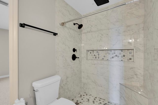 111 W Woodglen Road, Spartanburg, SC 29301