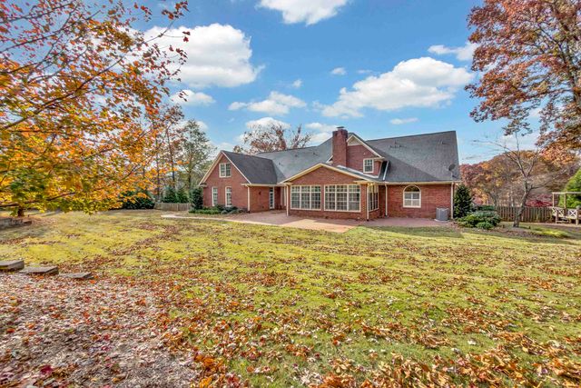 111 W Woodglen Road, Spartanburg, SC 29301