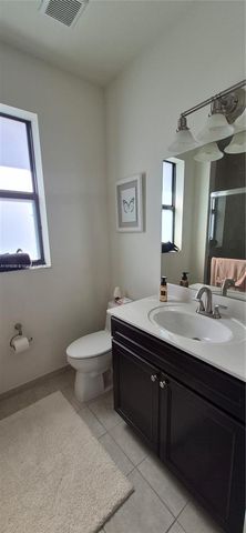 8760 NW 102nd Ct, Doral, FL 33178