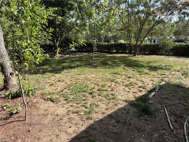 4509 Oakley Court, Walkertown, NC 27051