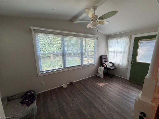 4509 Oakley Court, Walkertown, NC 27051