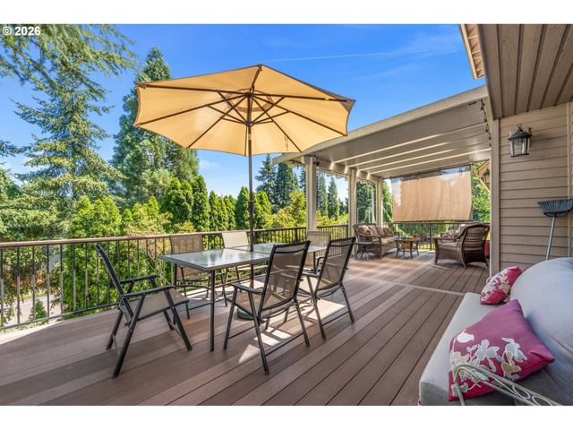 14388 Se MEADOWS Ln, Clackamas, OR 97015