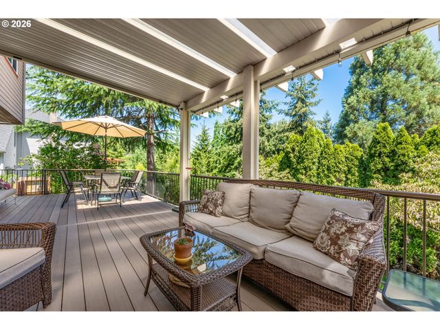14388 Se MEADOWS Ln, Clackamas, OR 97015