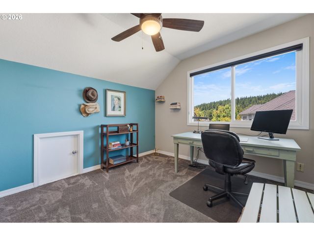 14388 Se MEADOWS Ln, Clackamas, OR 97015