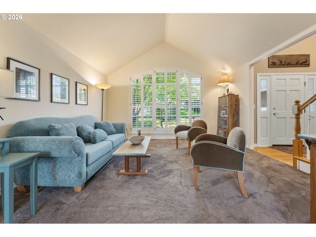 14388 Se MEADOWS Ln, Clackamas, OR 97015