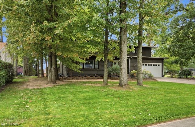 715 Oakridge Drive, Boardman, OH 44512