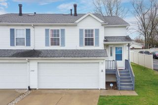 1801 Clearwater Avenue A, Bloomington, IL 61704