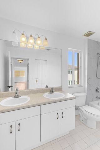 19389 SW 64th Street, Pembroke Pines, FL 33332