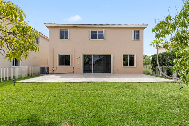 19389 SW 64th Street, Pembroke Pines, FL 33332