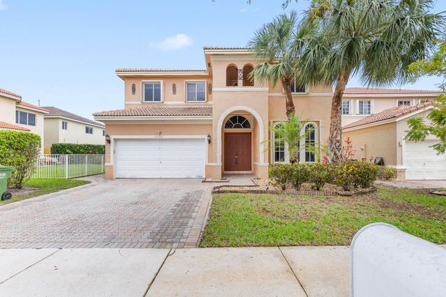 19389 SW 64th Street, Pembroke Pines, FL 33332