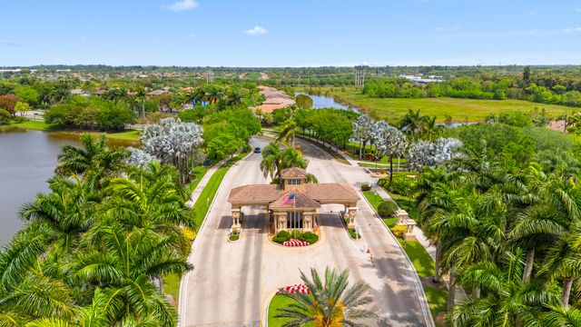 19389 SW 64th Street, Pembroke Pines, FL 33332