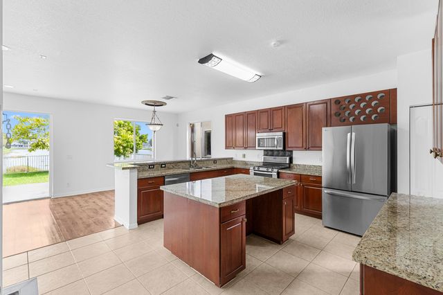 19389 SW 64th Street, Pembroke Pines, FL 33332