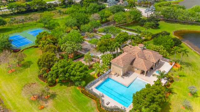 19389 SW 64th Street, Pembroke Pines, FL 33332