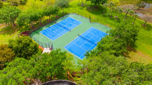 19389 SW 64th Street, Pembroke Pines, FL 33332