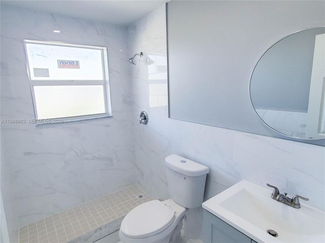 1265 W 24th St 212, Hialeah, FL 33010