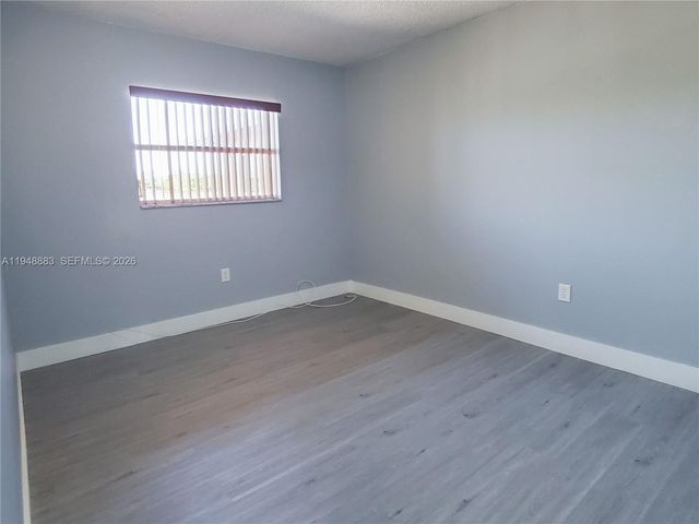 1265 W 24th St 212, Hialeah, FL 33010