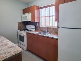 1265 W 24th St 212, Hialeah, FL 33010