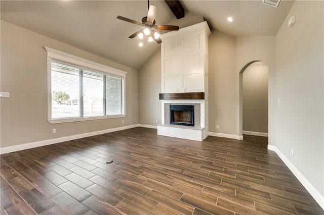 3100 Main Street, Granbury, TX 76049