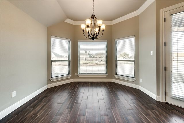 3100 Main Street, Granbury, TX 76049