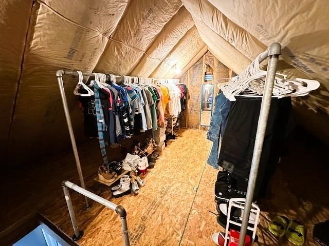 405 3RD STREET NORTH, Abbotsford, WI 54405