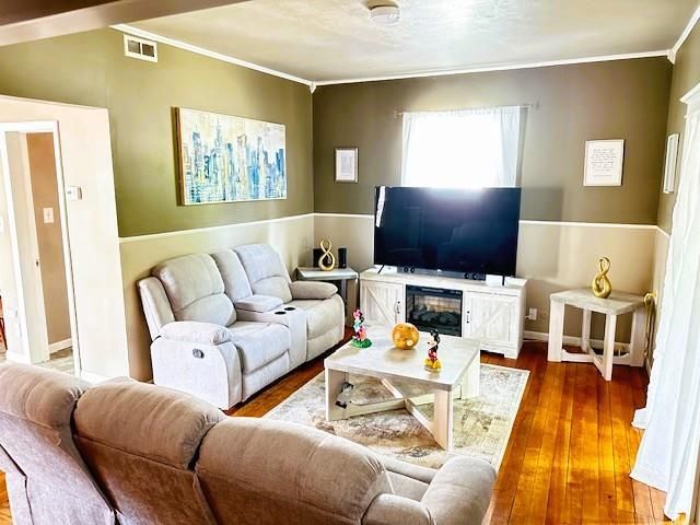 405 3RD STREET NORTH, Abbotsford, WI 54405