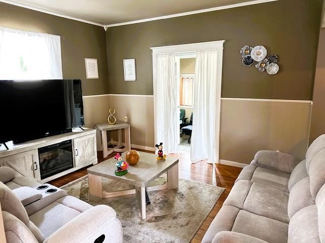 405 3RD STREET NORTH, Abbotsford, WI 54405