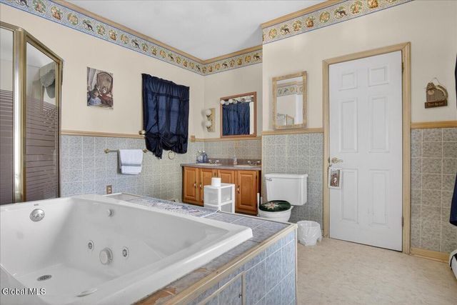 44 Pine Street, Rensselaer, NY 12144