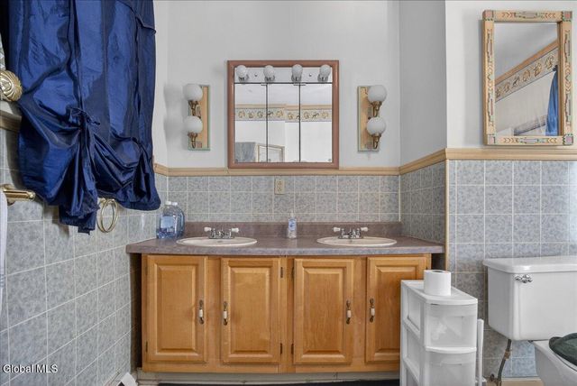 44 Pine Street, Rensselaer, NY 12144