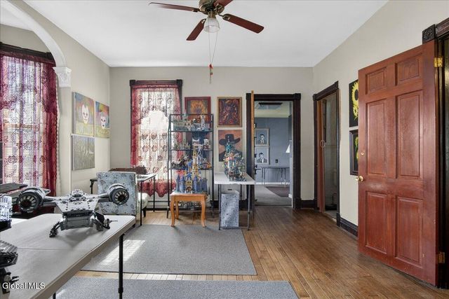 44 Pine Street, Rensselaer, NY 12144