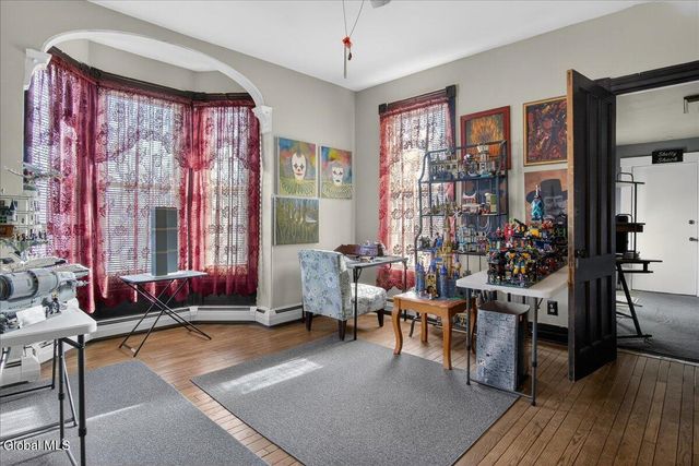 44 Pine Street, Rensselaer, NY 12144