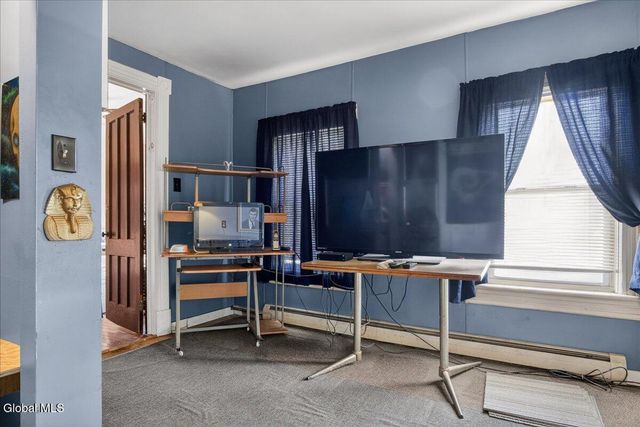 44 Pine Street, Rensselaer, NY 12144