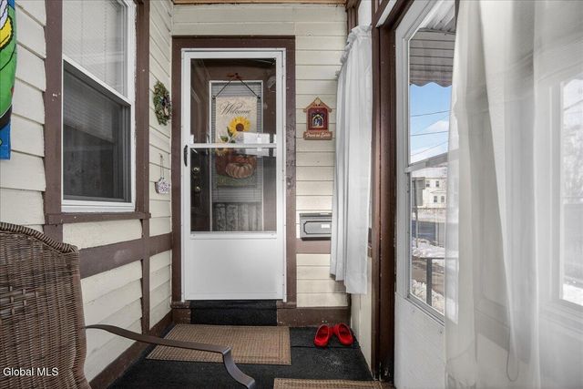 44 Pine Street, Rensselaer, NY 12144