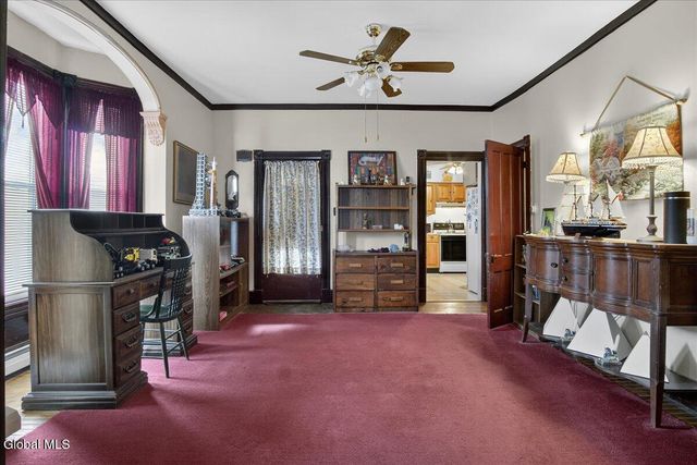 44 Pine Street, Rensselaer, NY 12144