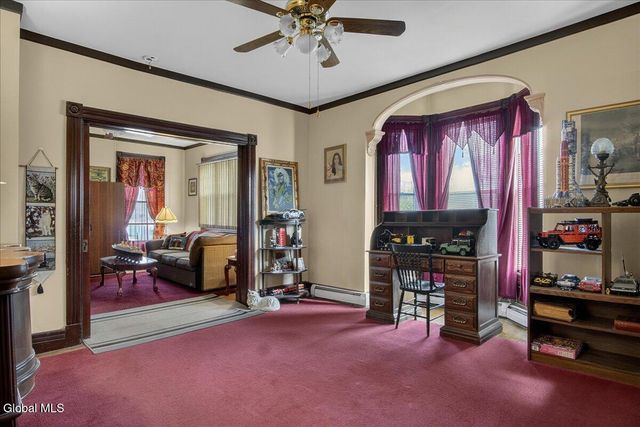 44 Pine Street, Rensselaer, NY 12144