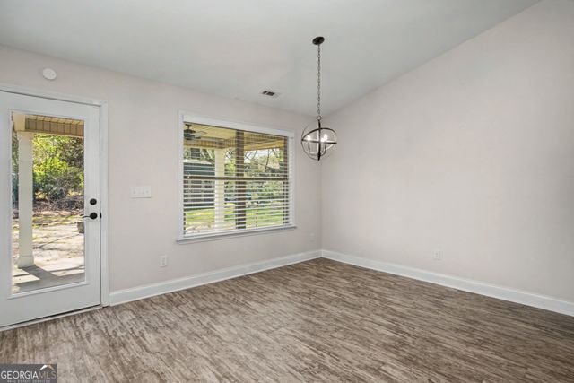 340 Grady Avenue, Fayetteville, GA 30214