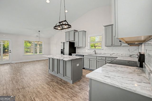 340 Grady Avenue, Fayetteville, GA 30214