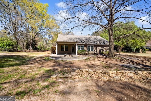 340 Grady Avenue, Fayetteville, GA 30214