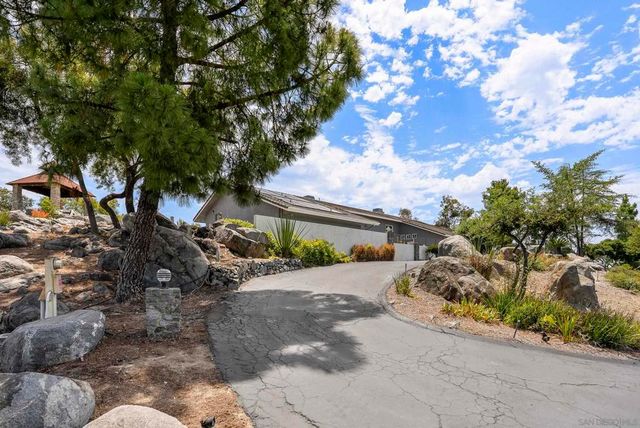 28455 Meadow Mesa, Escondido, CA 92026