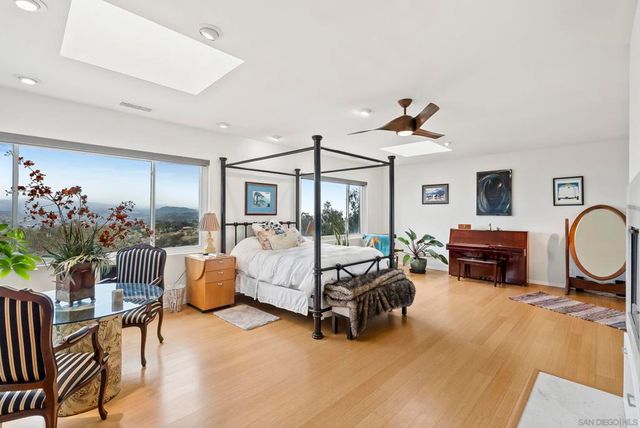 28455 Meadow Mesa, Escondido, CA 92026