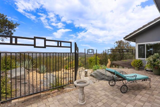 28455 Meadow Mesa, Escondido, CA 92026