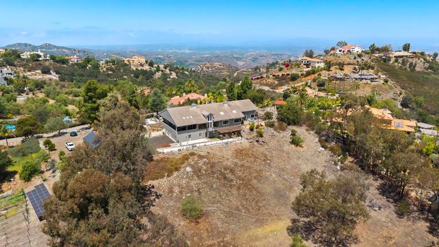 28455 Meadow Mesa, Escondido, CA 92026