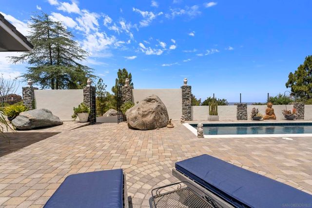 28455 Meadow Mesa, Escondido, CA 92026
