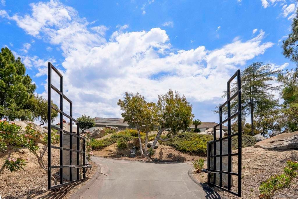 28455 Meadow Mesa, Escondido, CA 92026 — photo 2