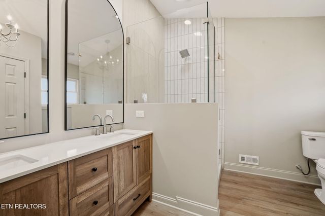 6815 Dorchester Drive, Knoxville, TN 37909