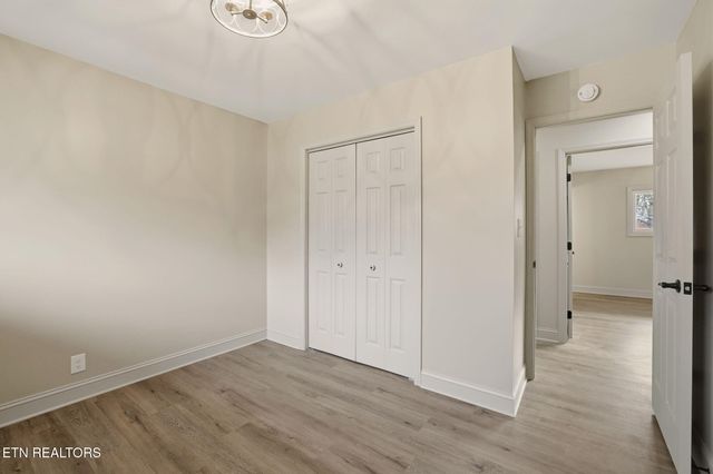 6815 Dorchester Drive, Knoxville, TN 37909